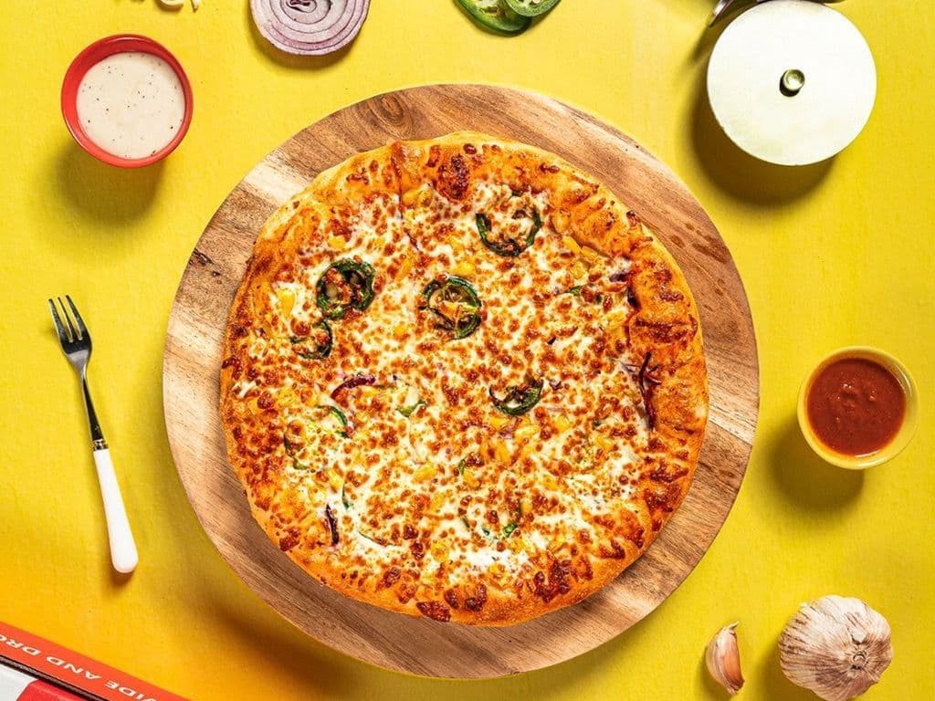 Cheesy Corn Pizza