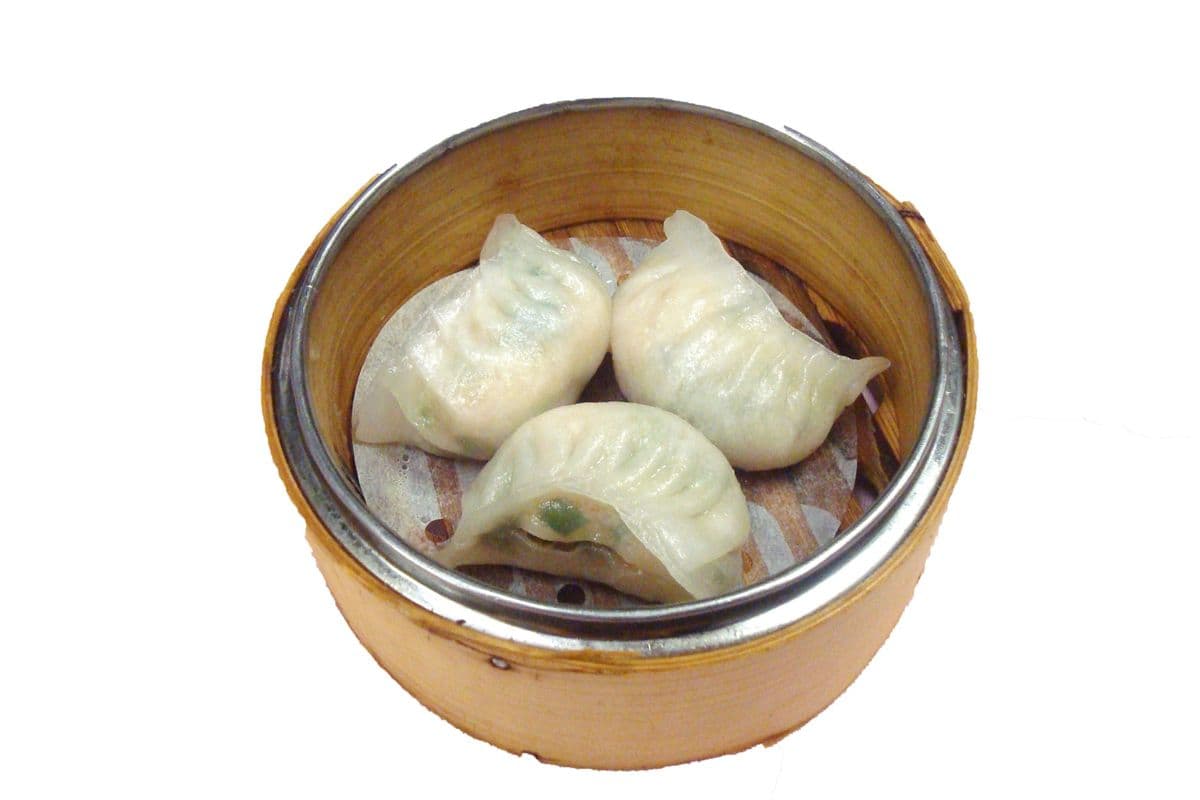 3. Steamed Shrimp and Chive Dumpling 韮菜餃