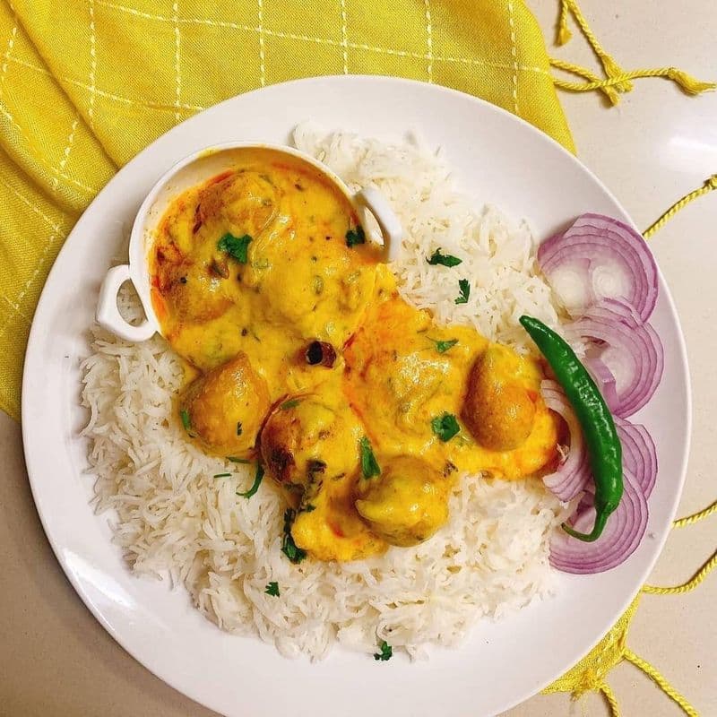 Kadhi Pakora and Rice