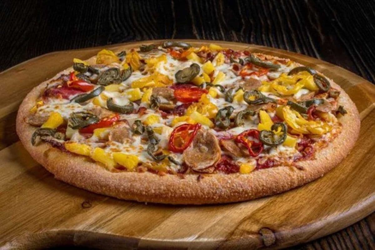 12" El Chupacabra Pizza