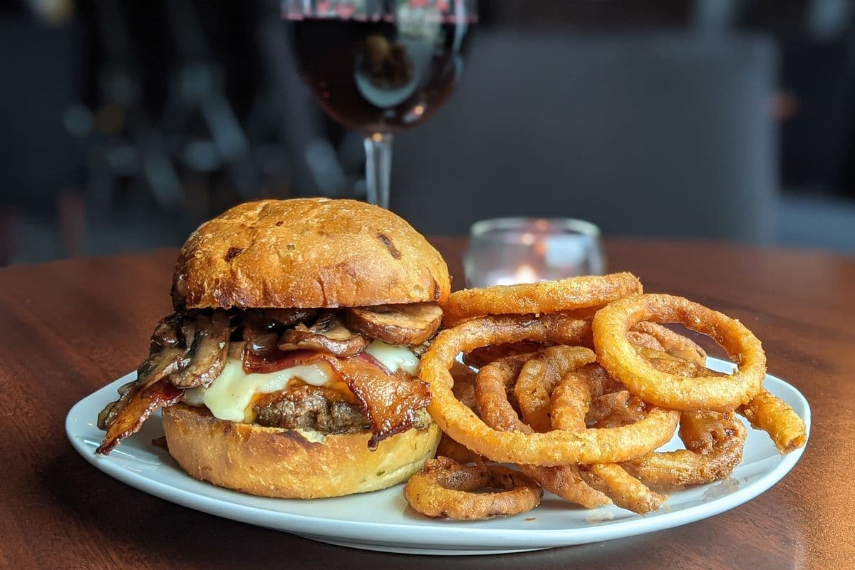Bacon Mushroom Burger