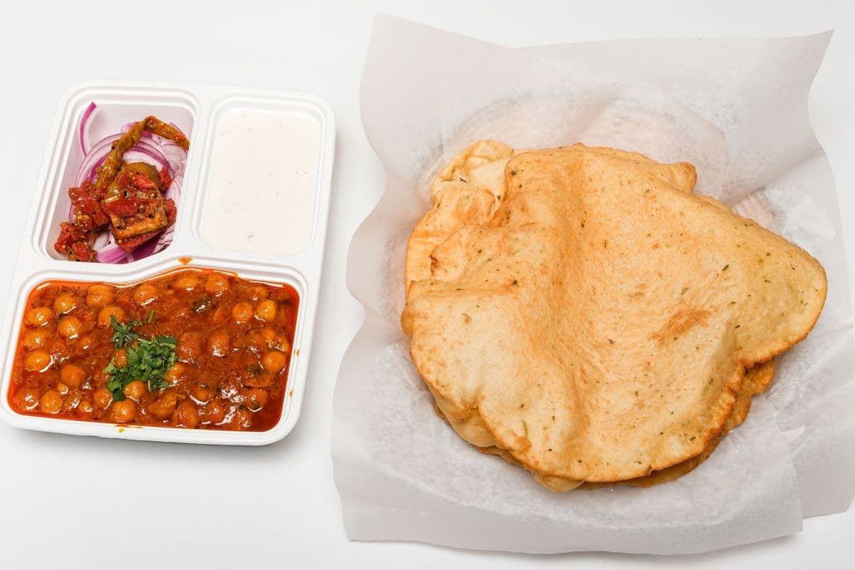 Sholay Bhature