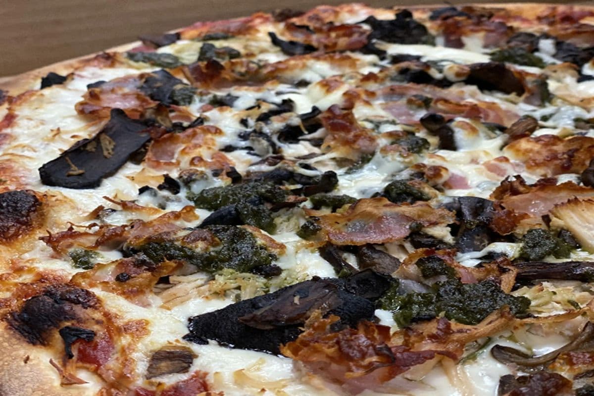 15" Stone-Baked Pollo Pizza