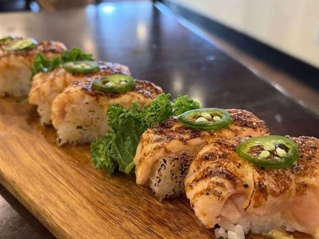 Aburi Salmon Battera