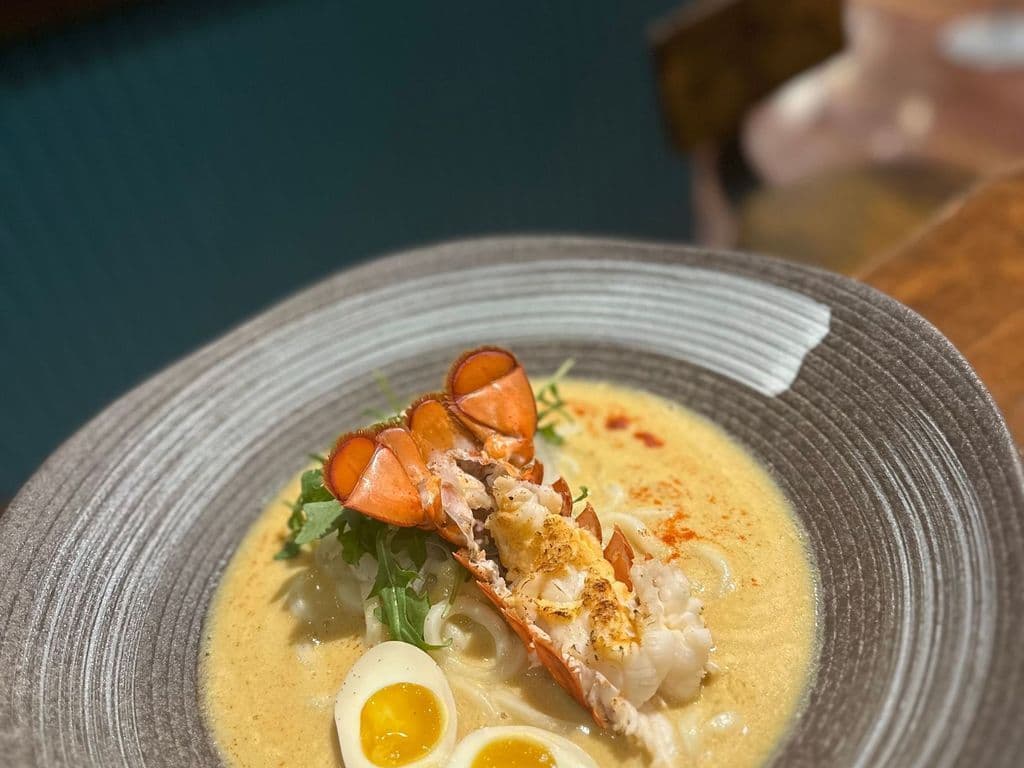 -5oz Lobster Tail Uni Cream Udon