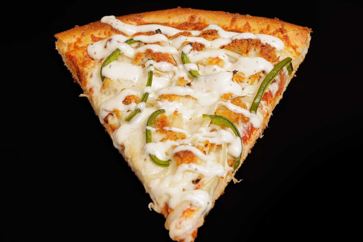 Large Pizza Ranch Chicken 15"