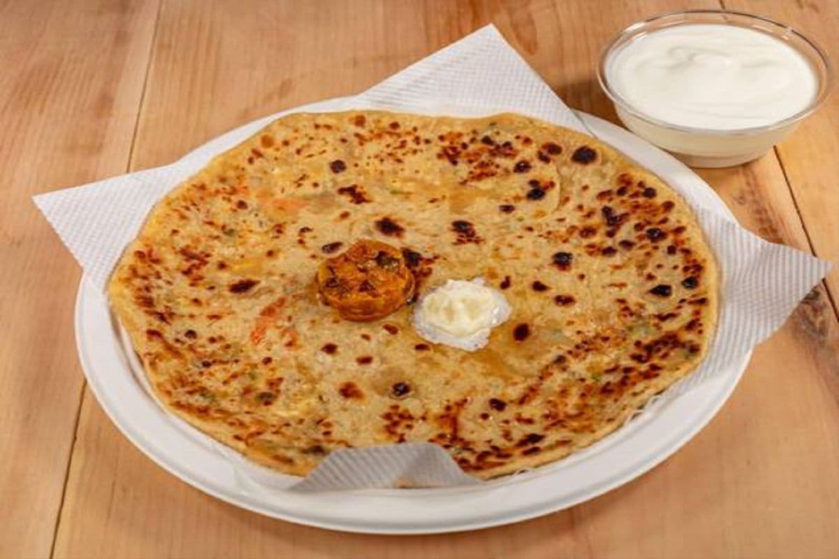 Gobhi Parantha Plate