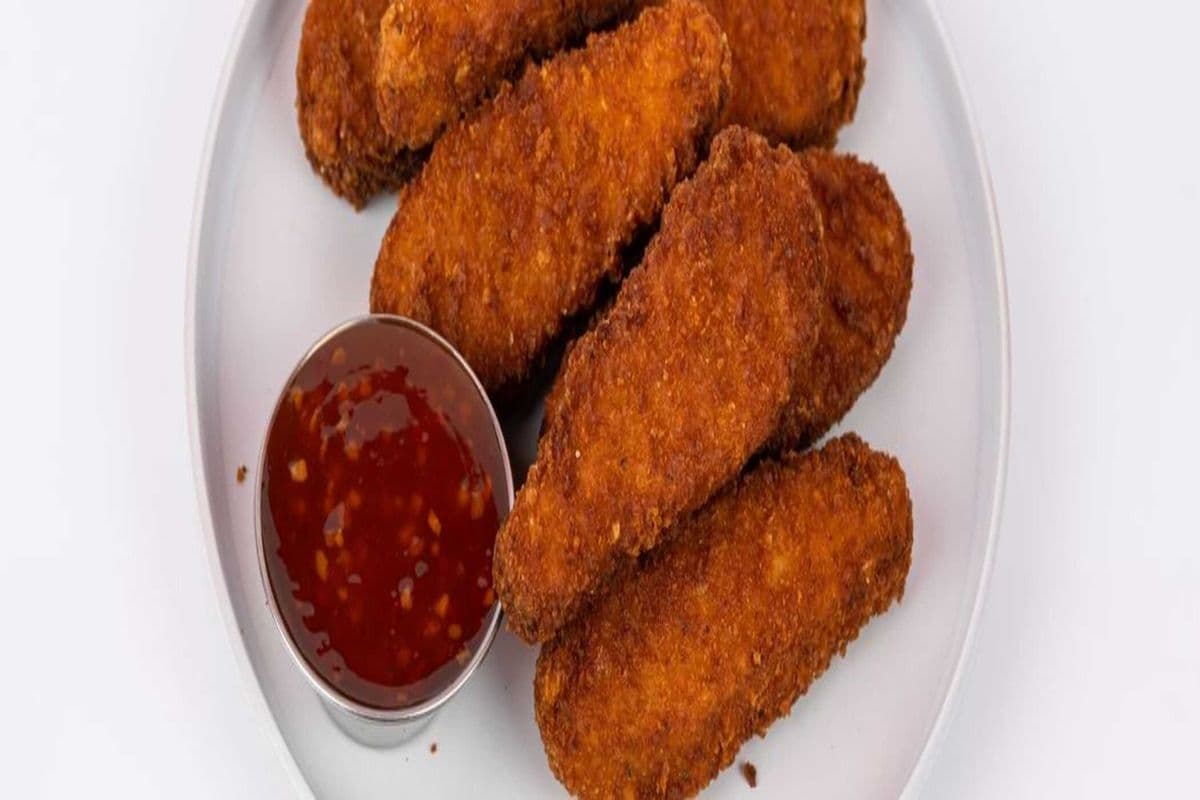 Plant-Based Chicken Tenders (7 pcs)