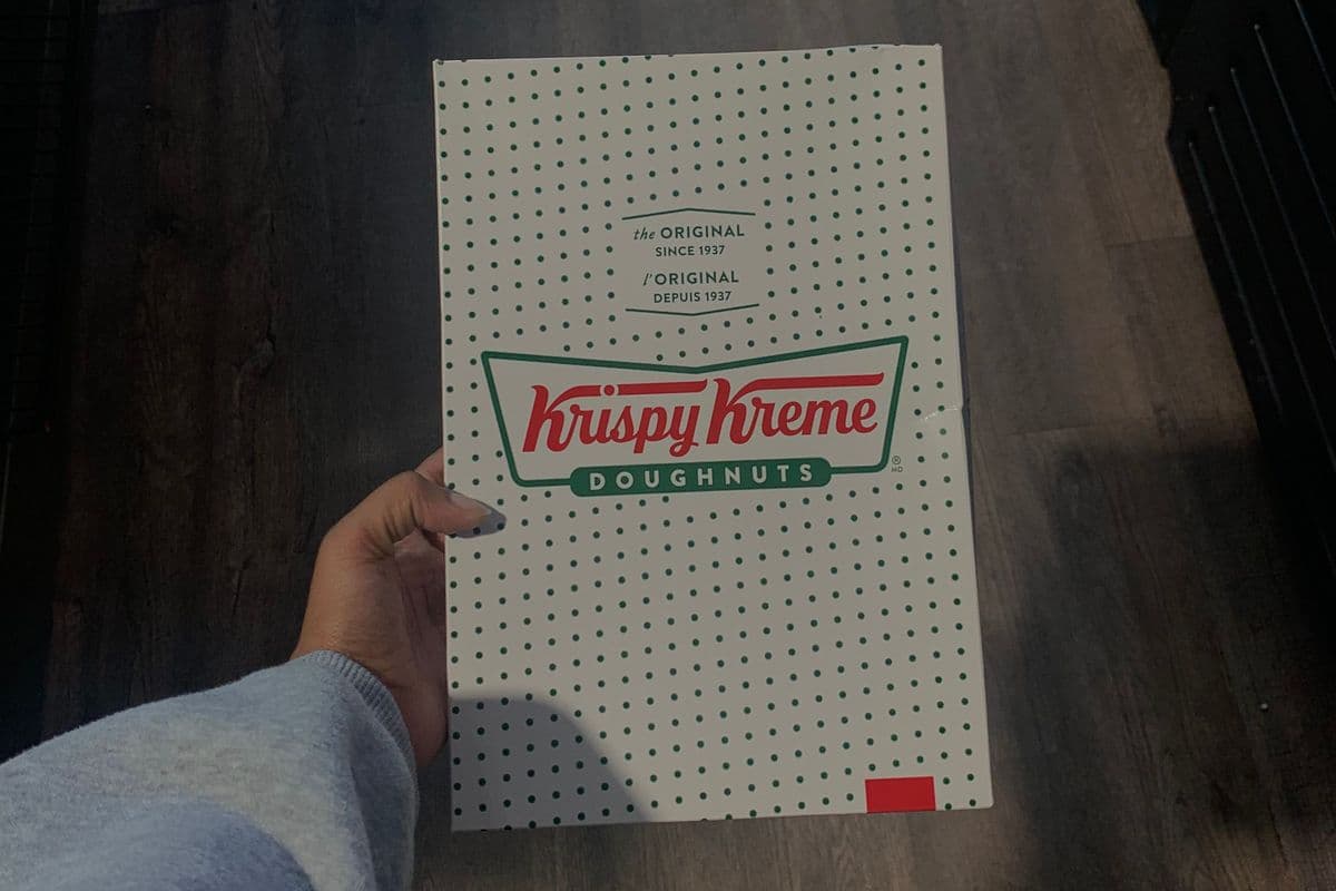 Krispy Kreme Original Glazed Half Dozen (6 donuts)