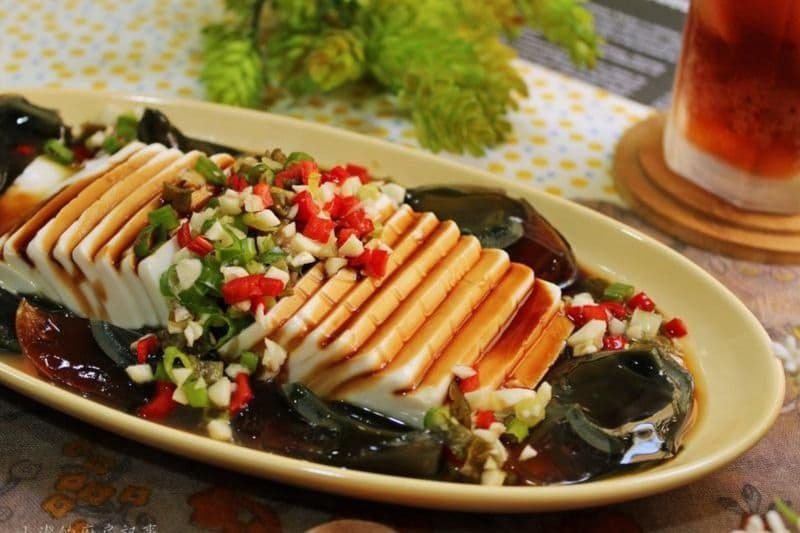 Preserved Egg Tofu 皮蛋豆腐