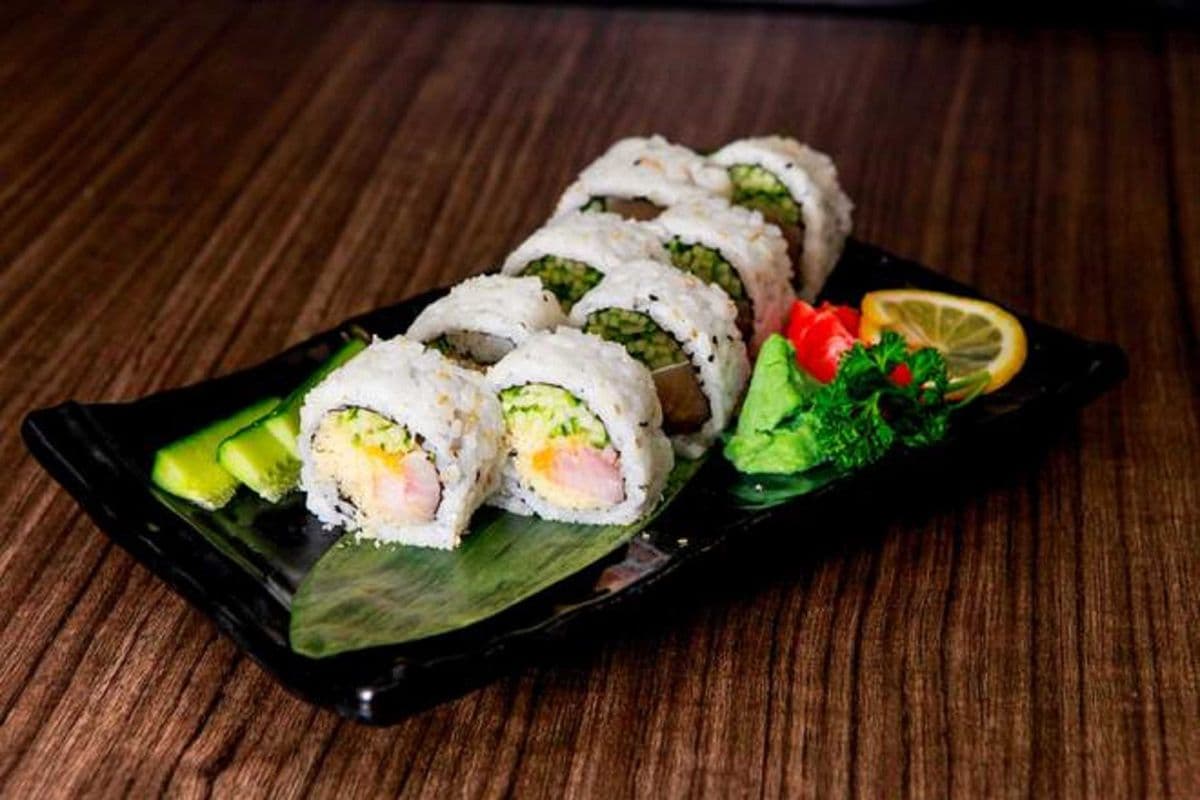 Spicy Yellowtail Roll (8 pcs)
