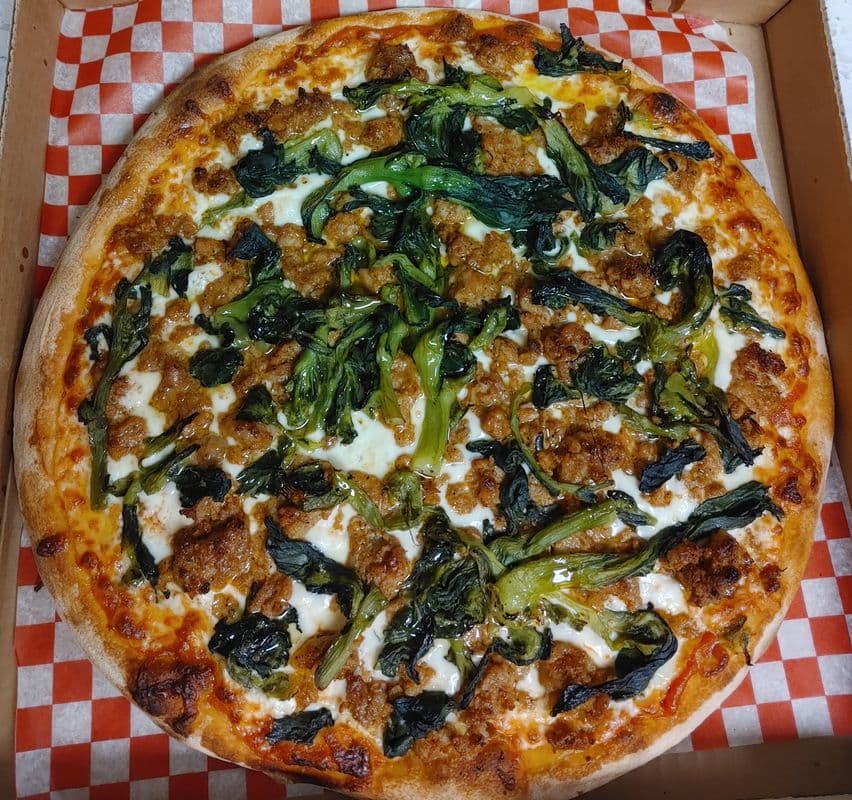 Pizza moyenne 12" pugliese