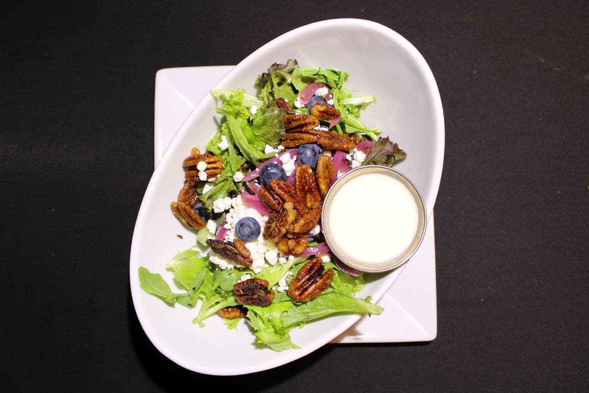 Pecan Berry Salad