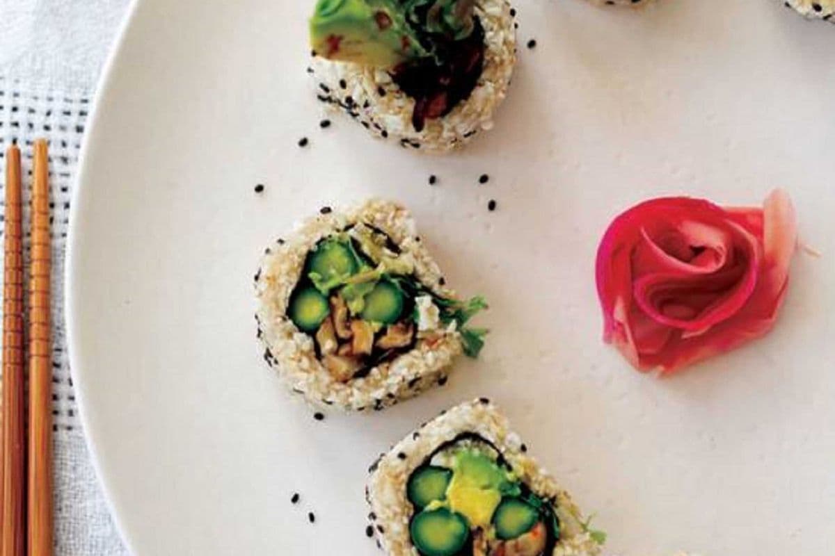 Asparagus and Shiitake Roll (8 pcs)