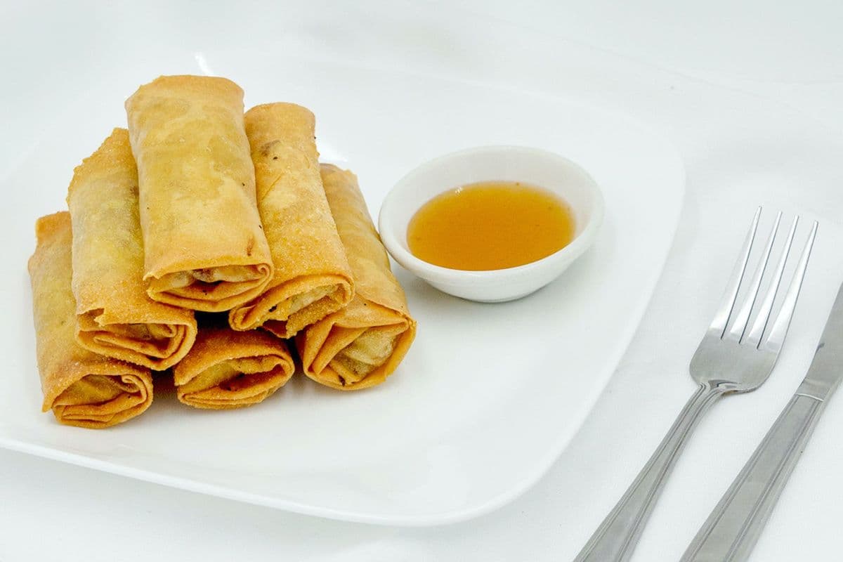 98a. Spring Rolls (2 pcs)