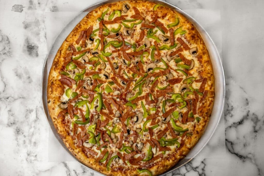 Medium Combination/All-Dressed (Halal, Shredded Pepperoni, Mushroom, Green Pepper)