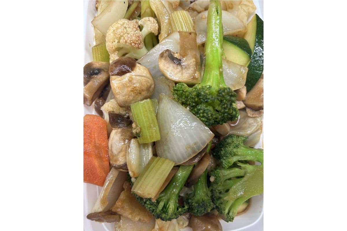 65. Mixed Vegetables in Oyster Sauce