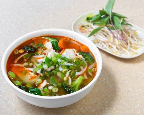 13. Pho Nam Rau Cai Sa Te
