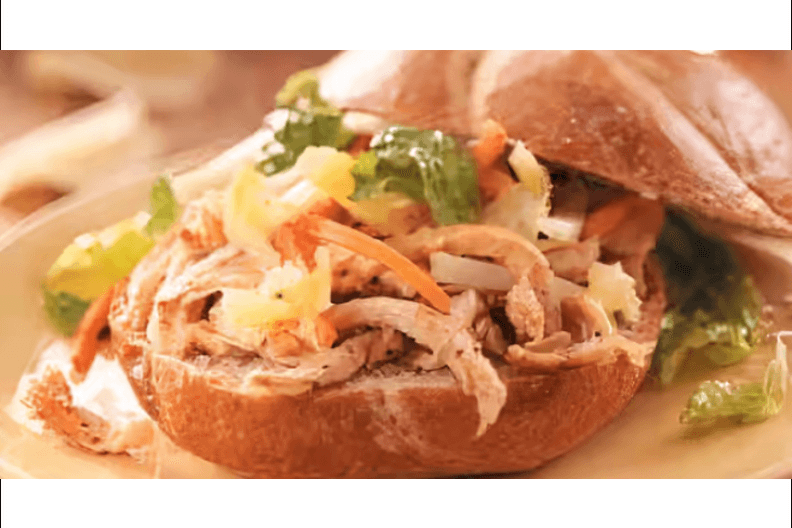 124. Satay Beef Bun 沙爹牛肉菠蘿包
