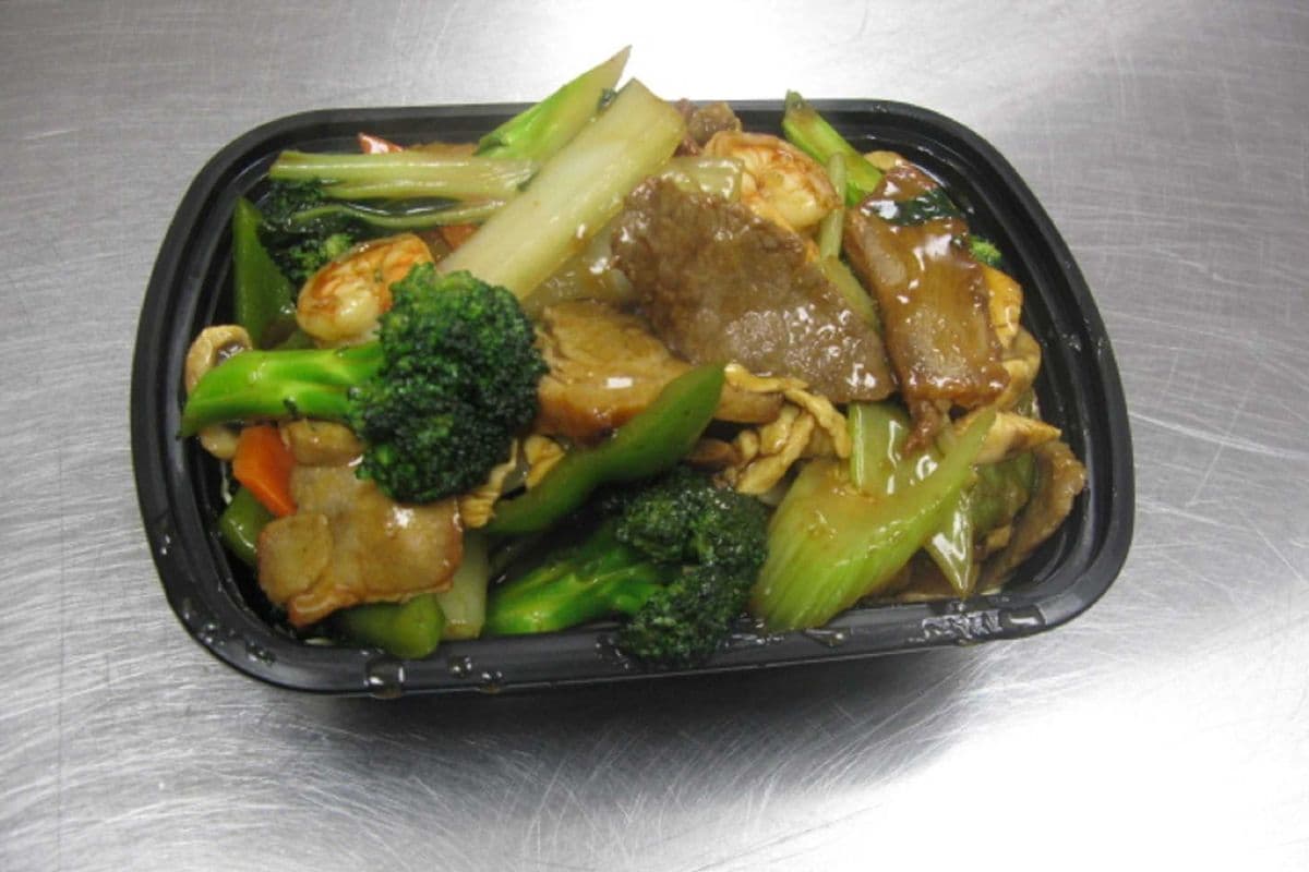Cantonese Chow Mein 广东炒面