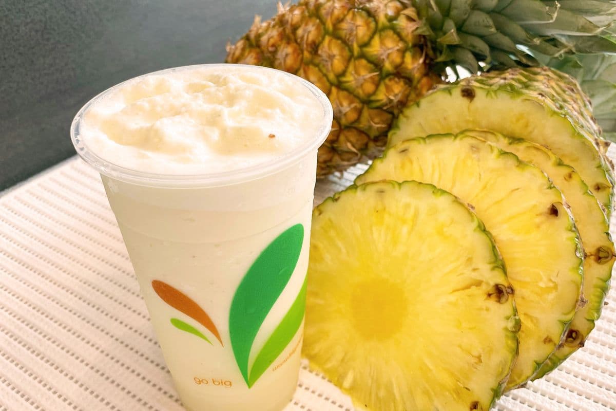 Pina Colada (Pineapple and Coconut) Smoothie