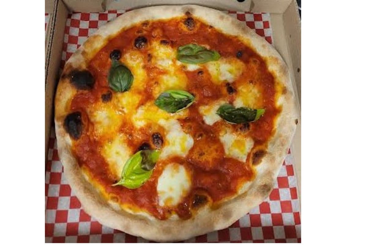 Pizza moyenne 12" margherita