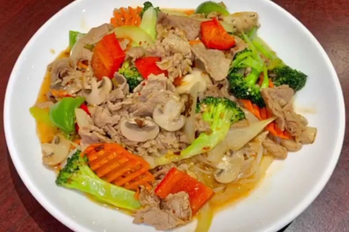 77 Satay Rice Noodles Chicken