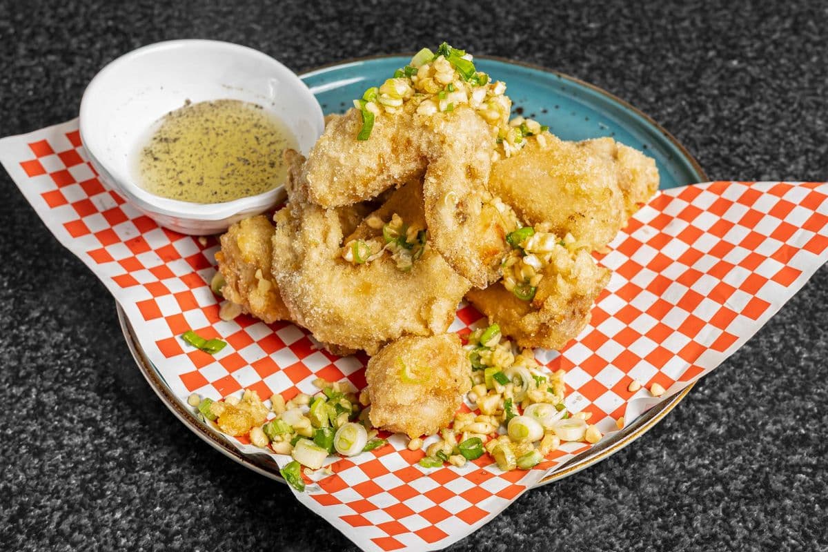 1.7 Butter Chicken Dry Wings / Cánh Gà Chiên Bo