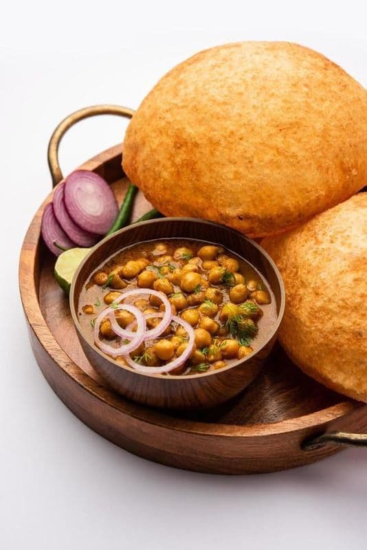 Chana Puri (3 Pieces Per Plate) / Chana Puri (3 Pieces Per Plate)