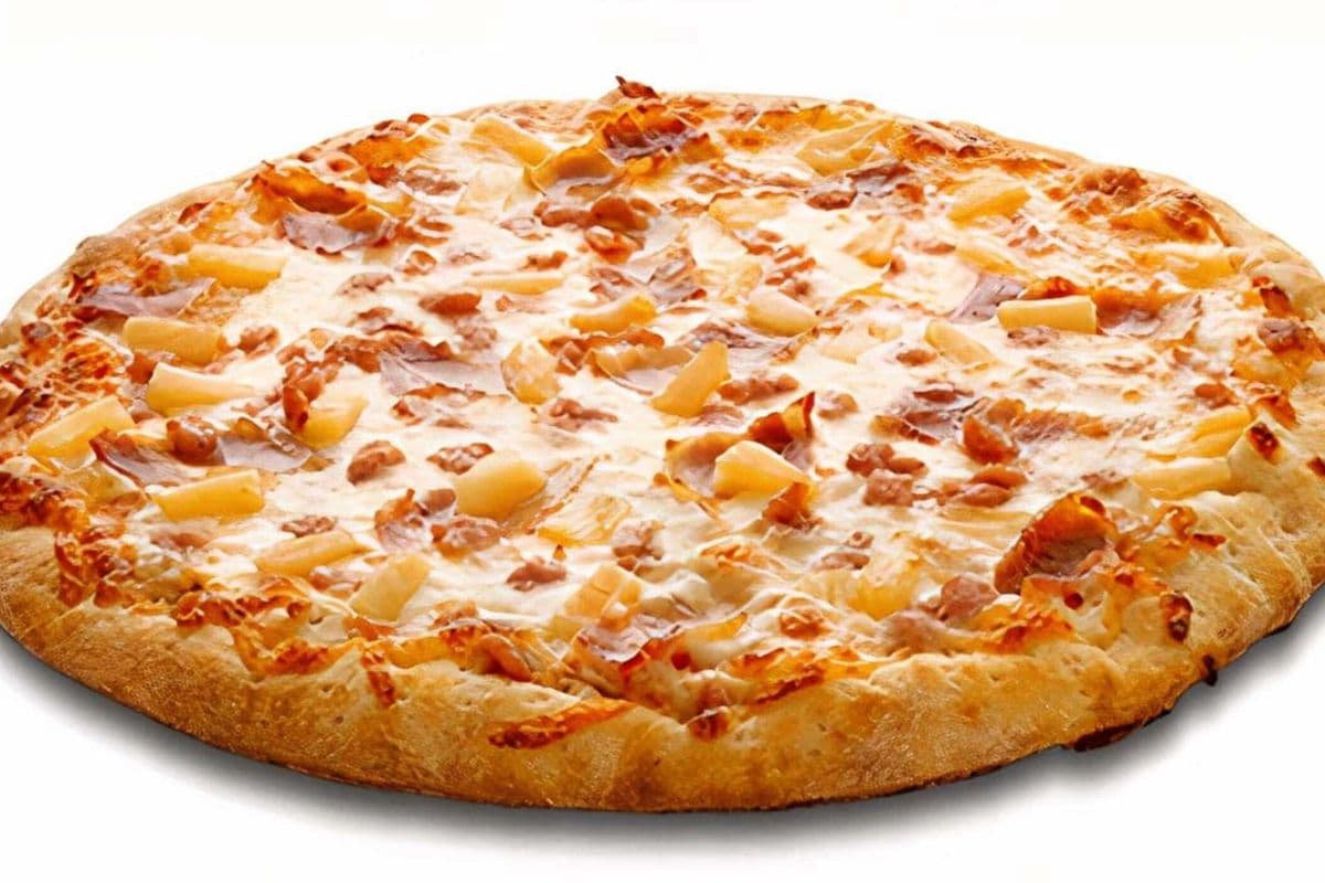 Medium - Super Hawaiian Pizza