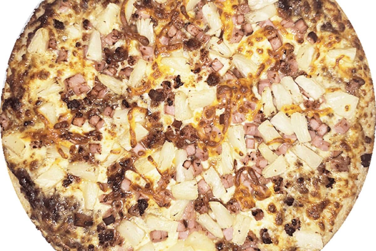 22. Medium Hawaiian Deluxe Pizza
