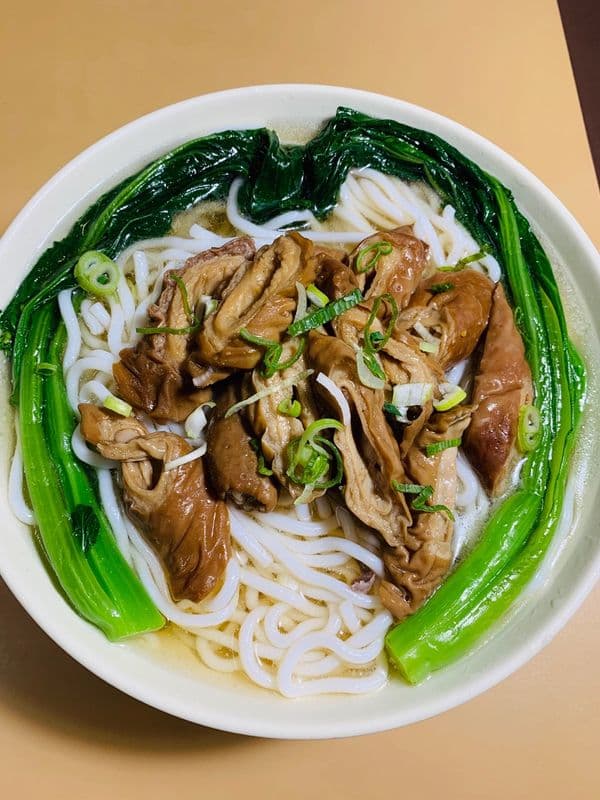 36. Pig's Colon in Soy Sauce 豉油王大腸