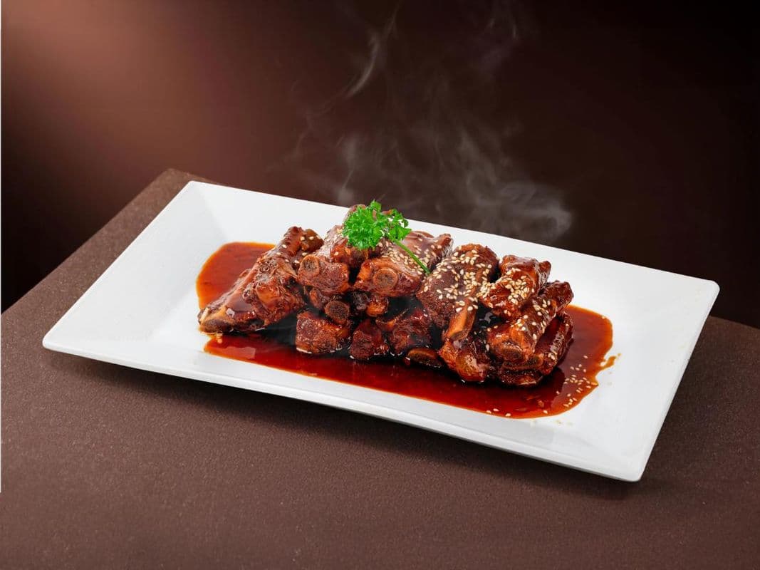 Zhenjiang sweet and sour bone / 镇江糖醋骨
