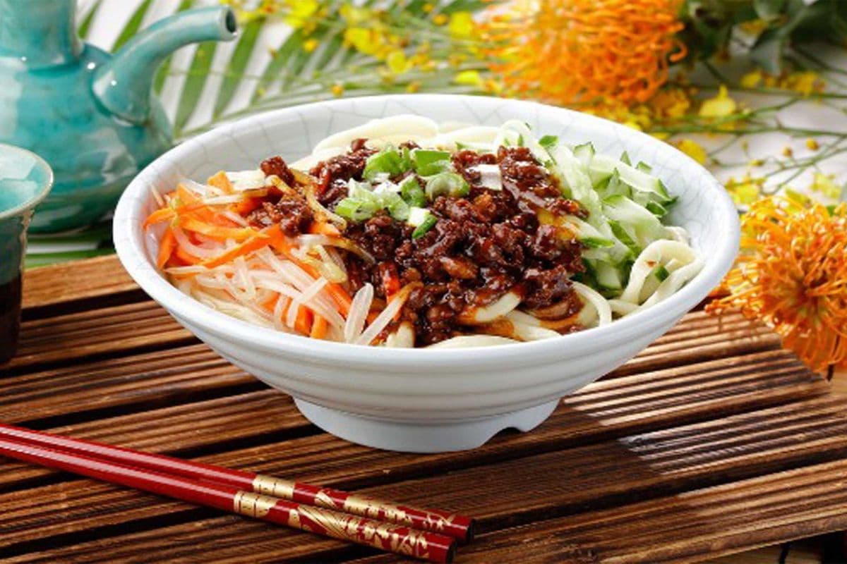 炸醬麵 Beijing “Zha-Jiang Mian” Noodles