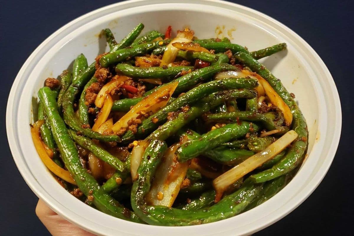 V10. Szechuan String Beans