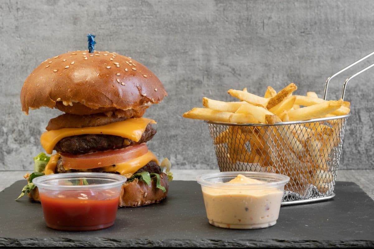 Giant Burger