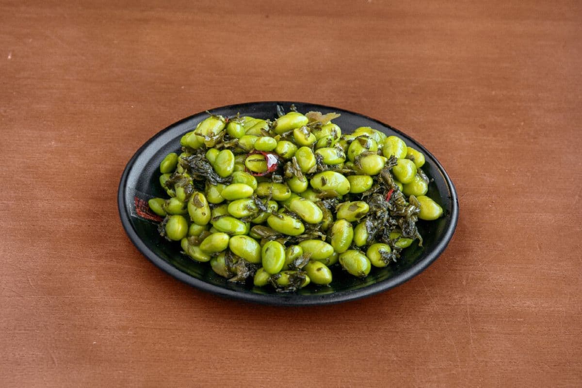Edamame with Preserved Vegetables / 雪菜毛豆