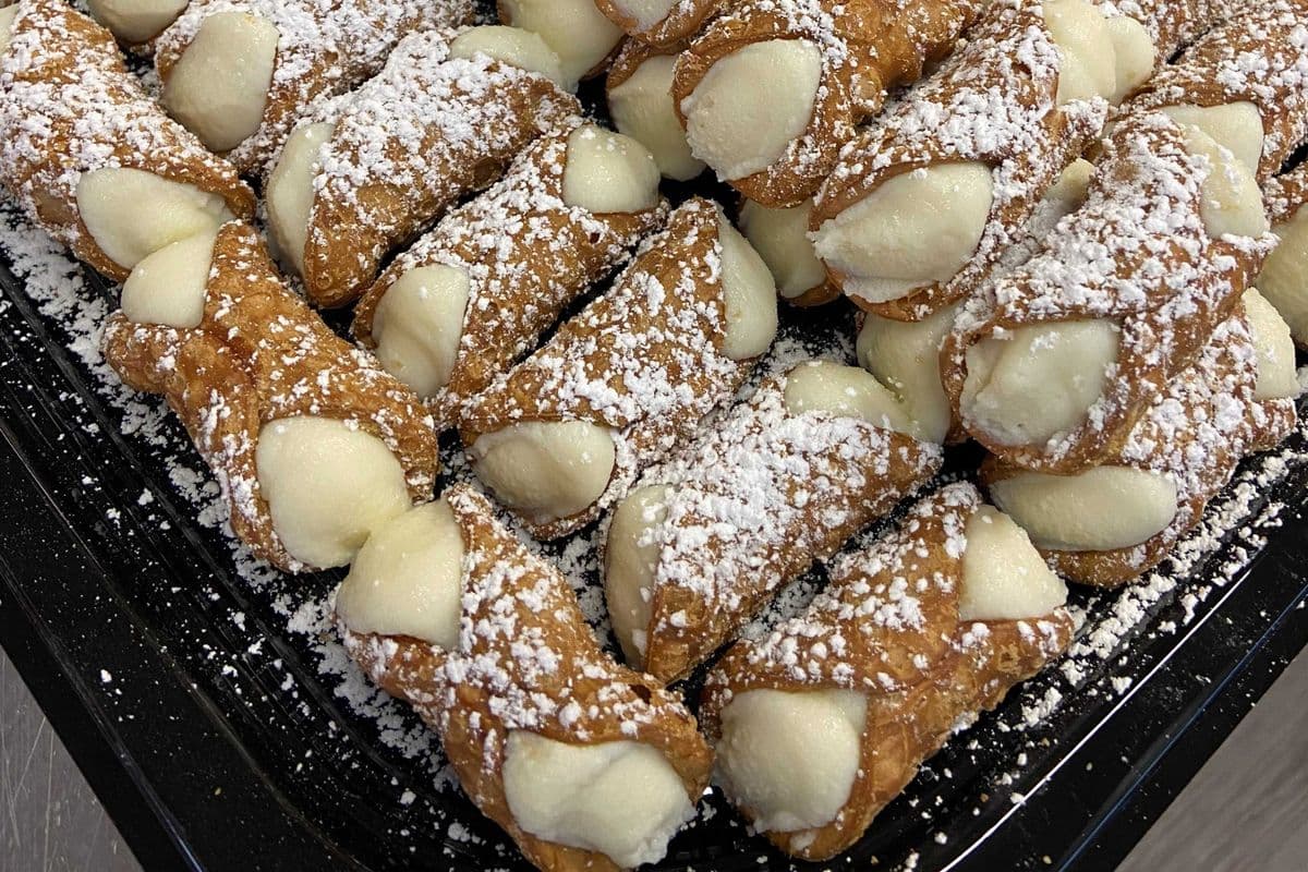 Sicilian Cannoli
