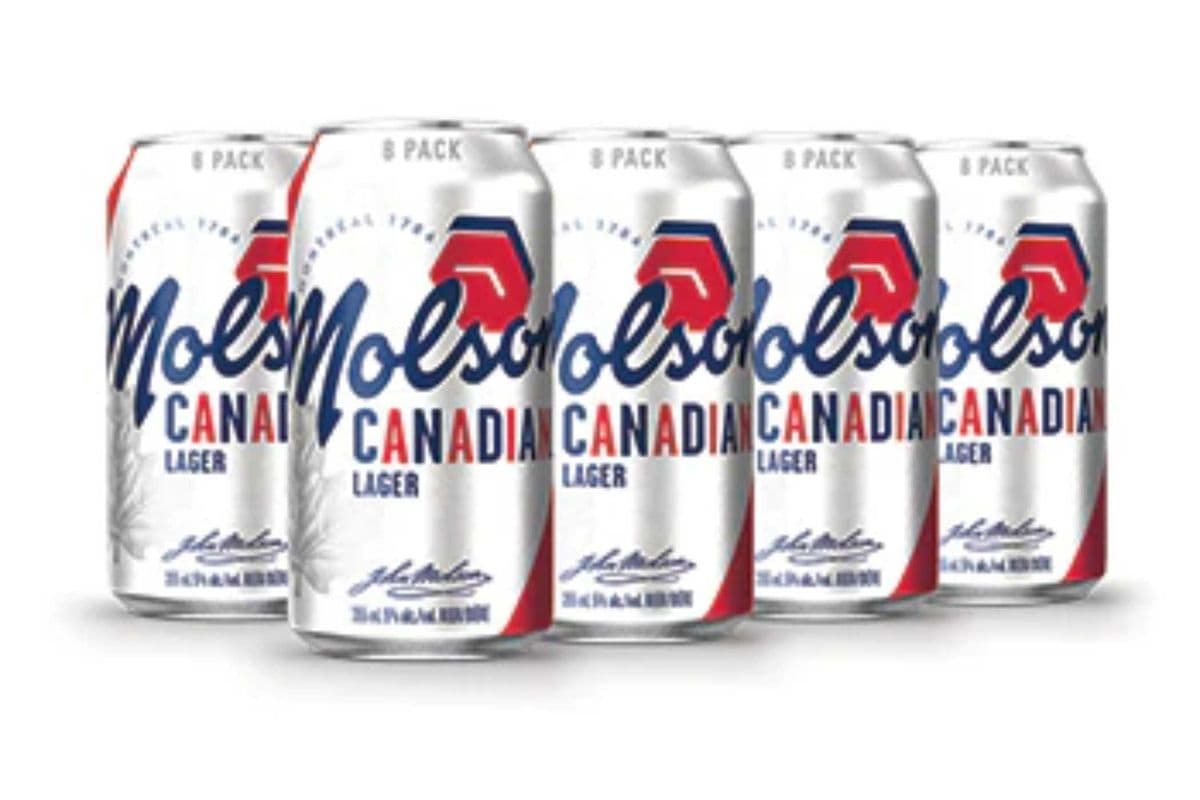 Molson Canadian (8 x 355 ml Cans)