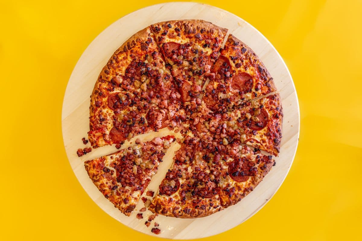 Extra Large Meat Lovers' Pizza