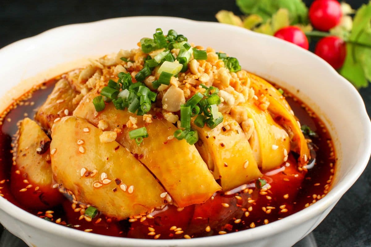 C3.口水鸡 Steamed Chicken with Chili Sauce