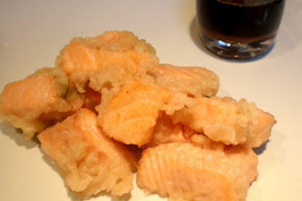 Salmon Tempura (6 pcs)