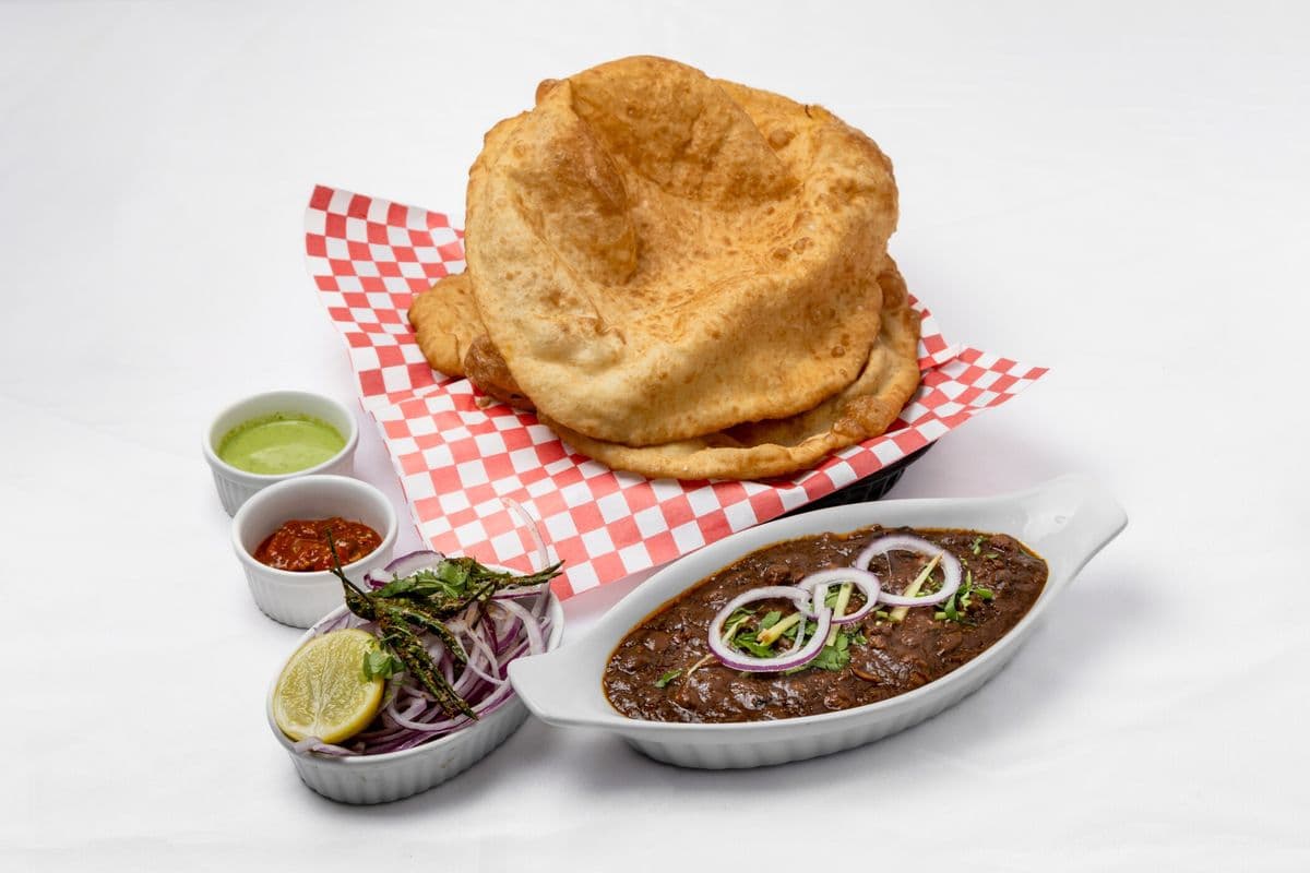 Karol Bagh Ke Chole Bhature
