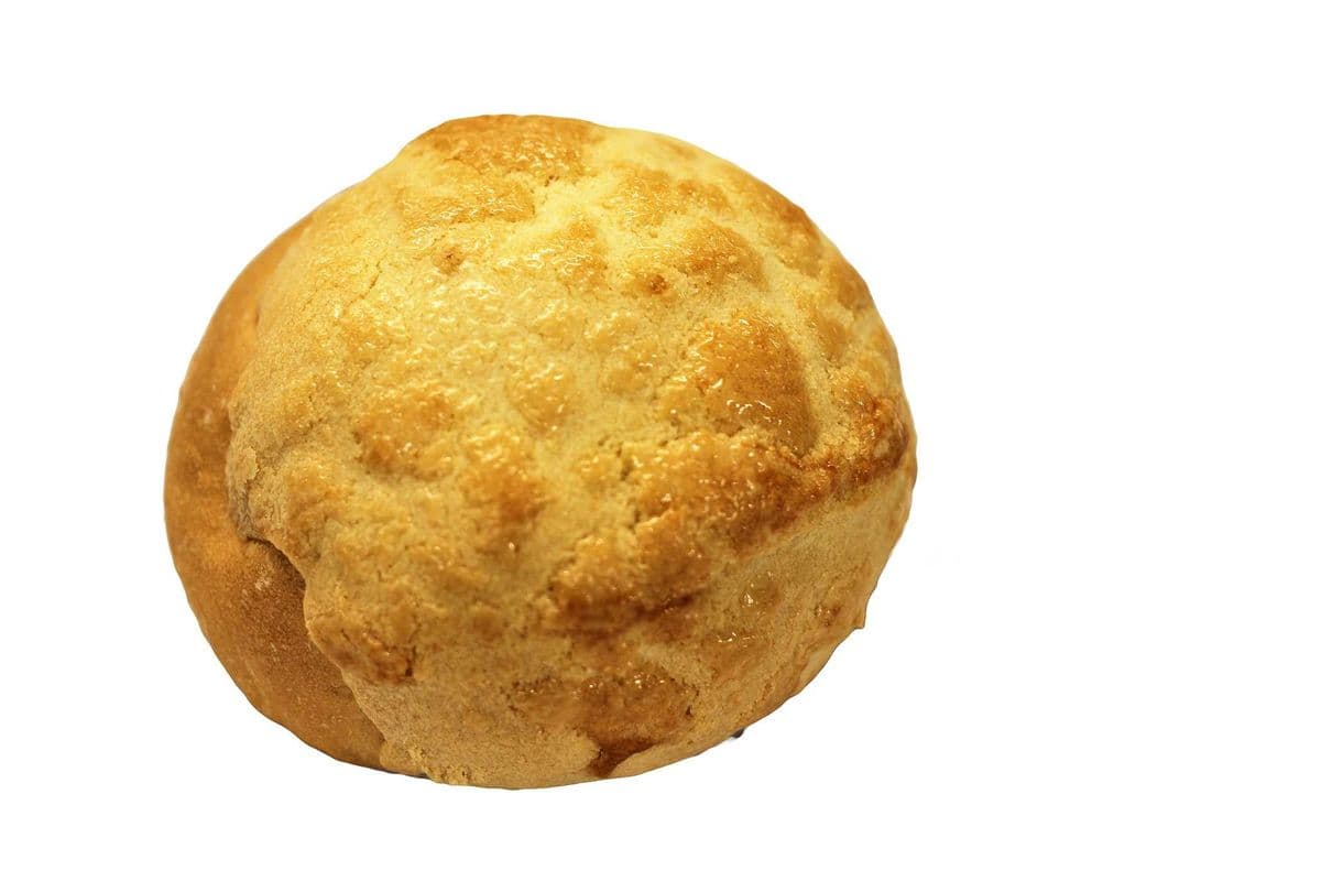 Lucky Sweet Crusty Bun (Each)