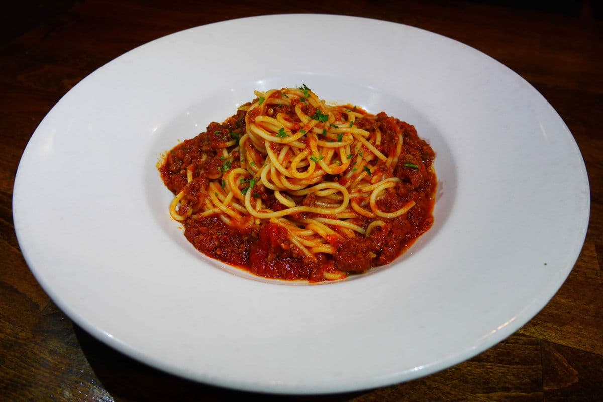 10 - Spaghetti Bolognese