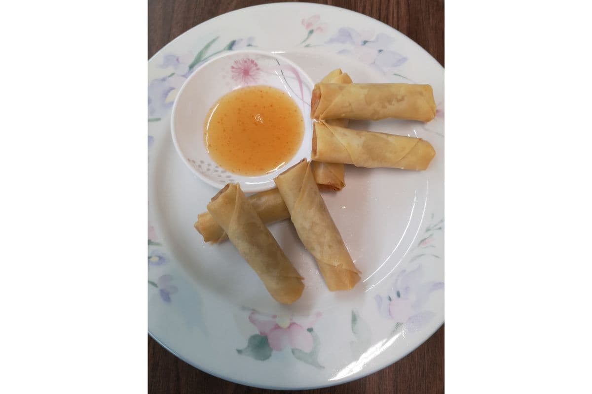 2. Spring Rolls (3 pcs)
