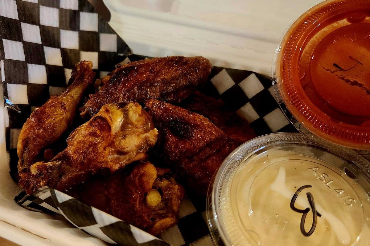 1lb Wings