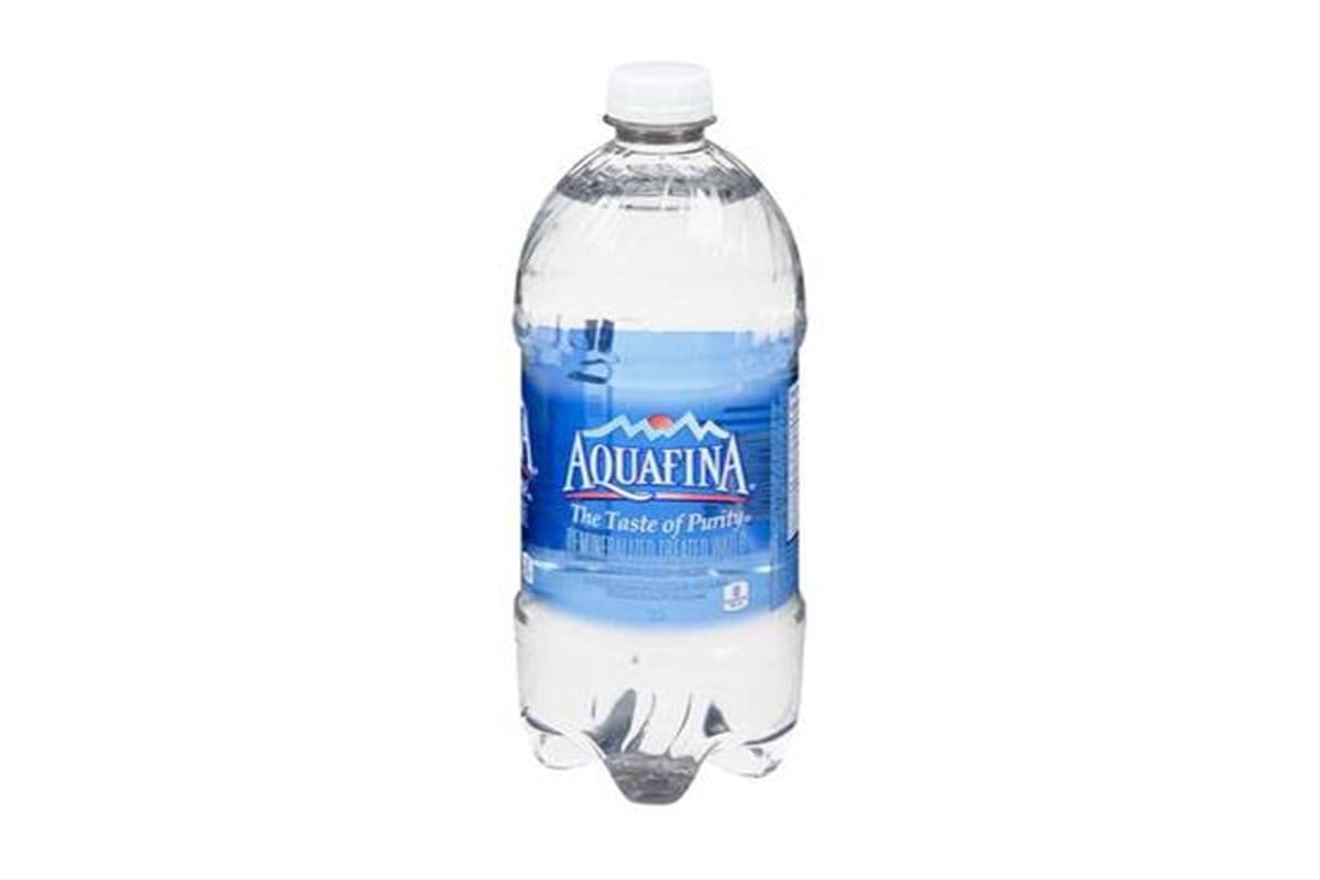 Aquafina Water (591 ml)