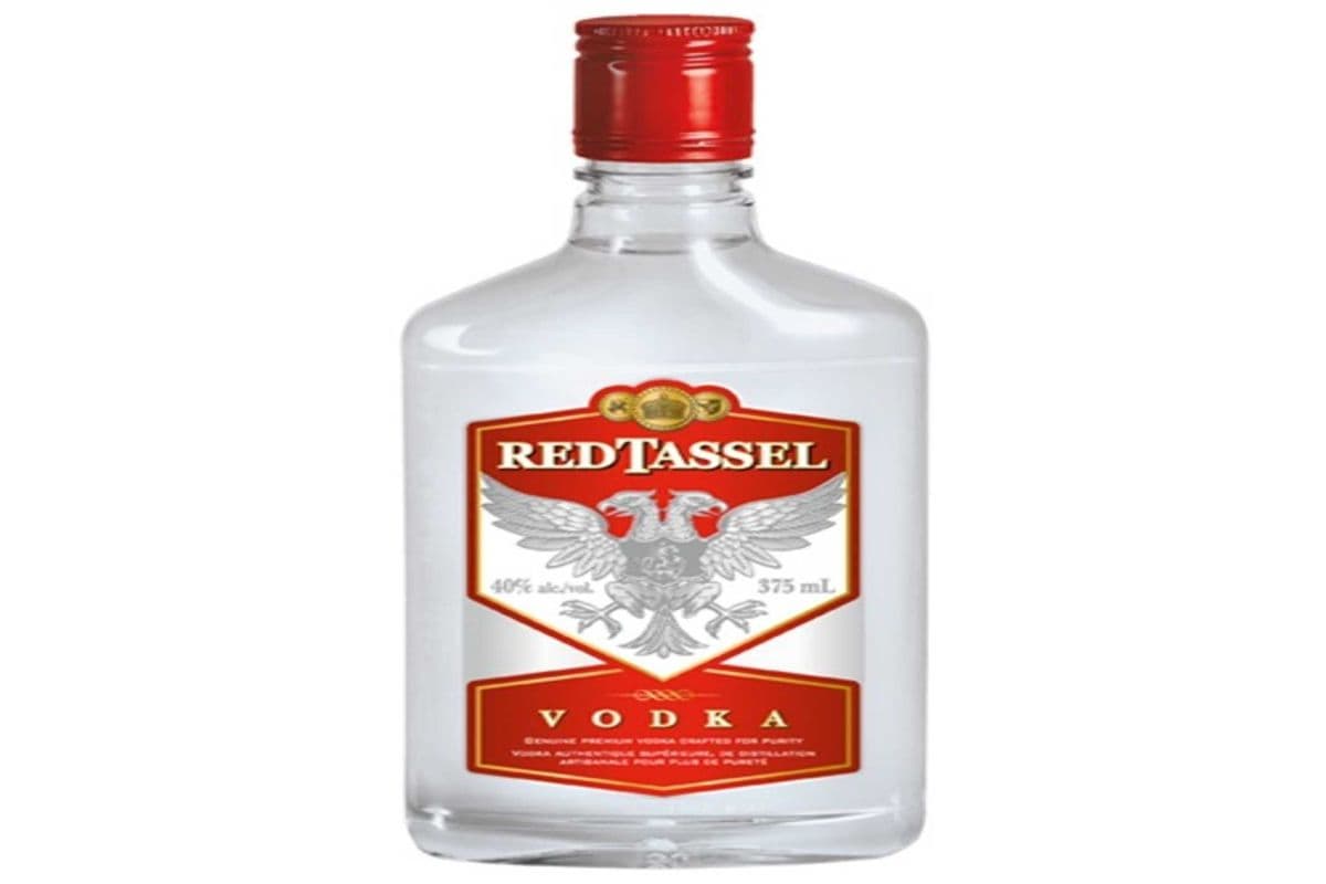 Red Tassel Vodka 750 (1 x 750 ml)