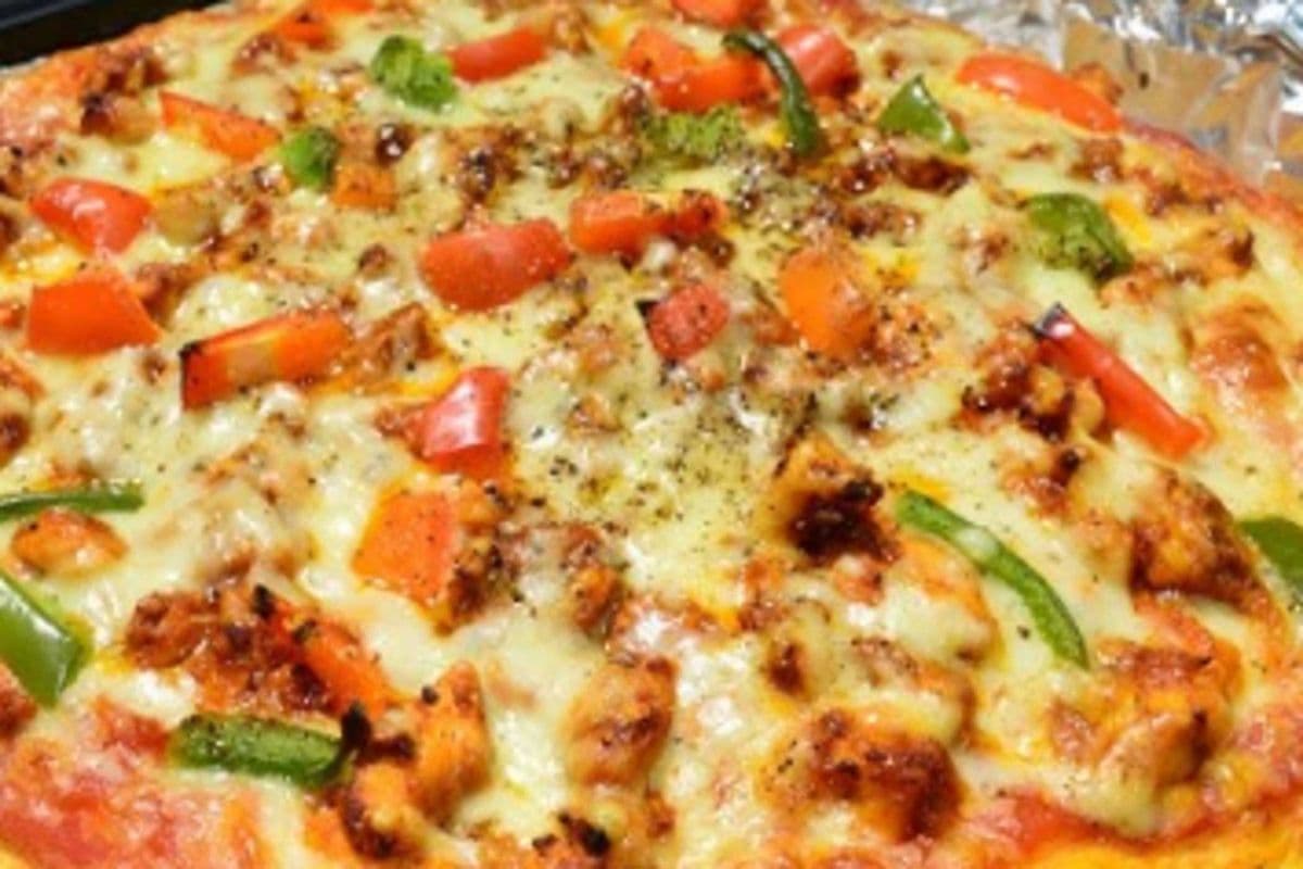 Tandoori Chicken Pizza